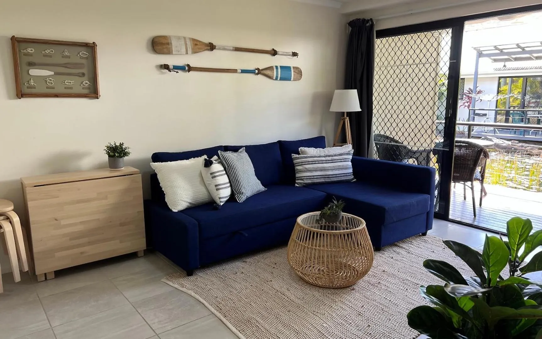 Nautical Stylish Ground Level 1 Bedroom Unit Noosaville